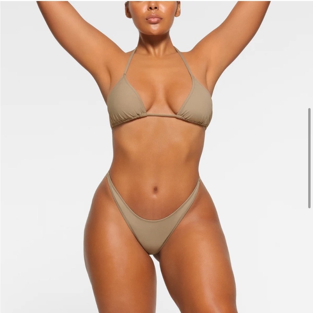 *SOLD SKIMS DIPPED TIE BIKINI TOP (Desert)